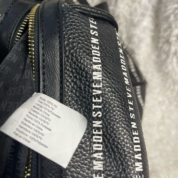 Steve Madden Synthetic Monochrome Logo Duffel Bag/weekender bag. - Picture 16 of 16